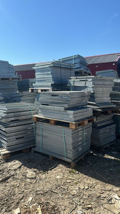 Vând grătar zincat