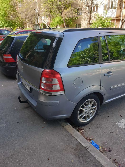 Opel Zafira B 2008 facelift-schimb