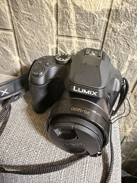 Фотоапарат Panasonic Lumix DC-FZ82