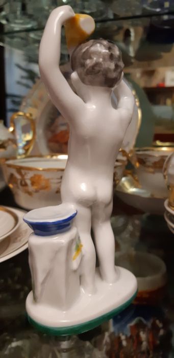 Фарфоровая статуэтка "Утро"