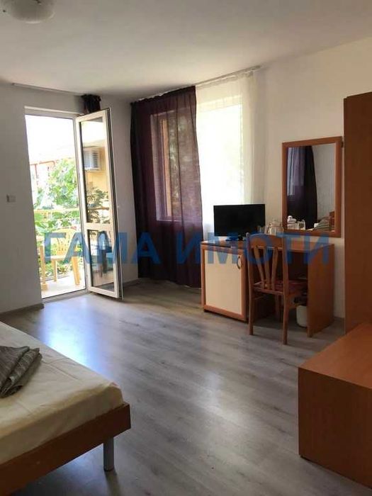 Продава се Хотел в с. Равда, Област Бургас - 1400 кв.м за 636 €/кв.м - Снимка #8