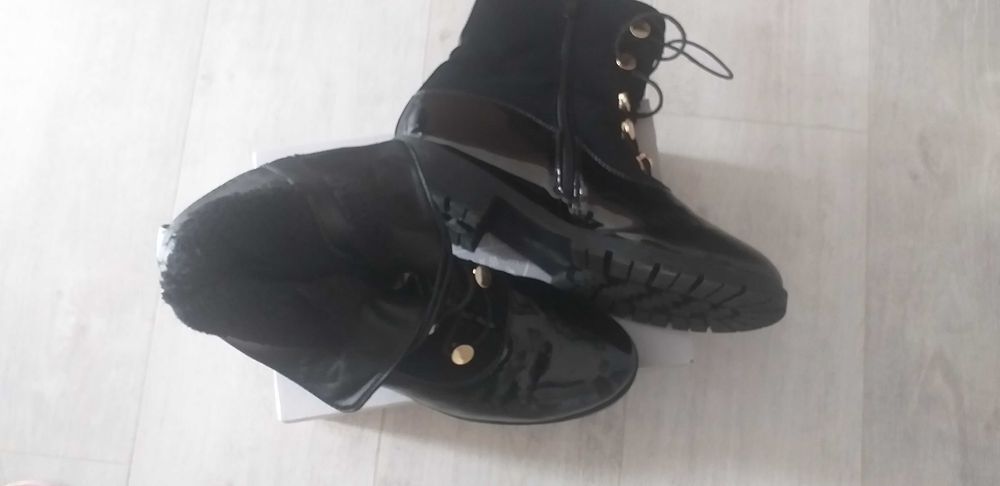 Дамски много красиви боти размер 41 -70лв.