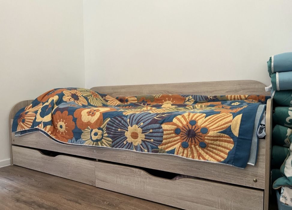 Кровать Modern Mebel,  90*200