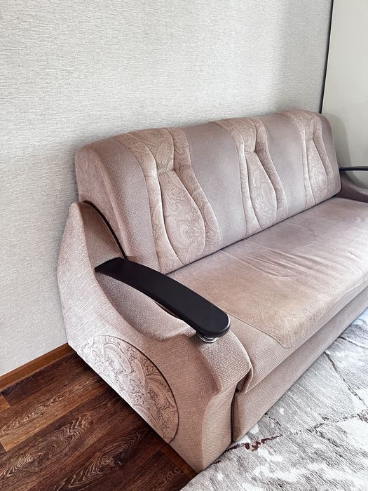 Продается  диван