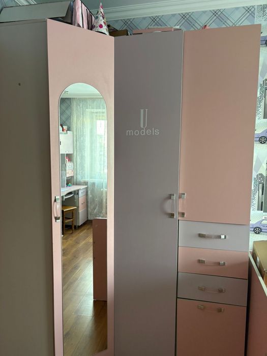 Продам детскую в хорошем сострянии самовывоз