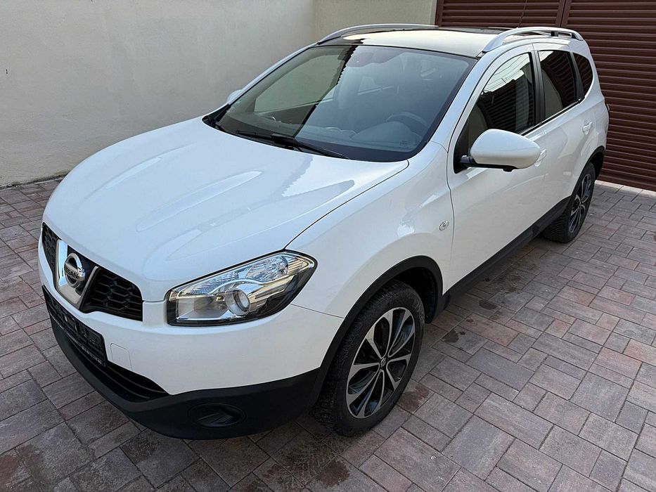 NISSAN Qashqai 2013