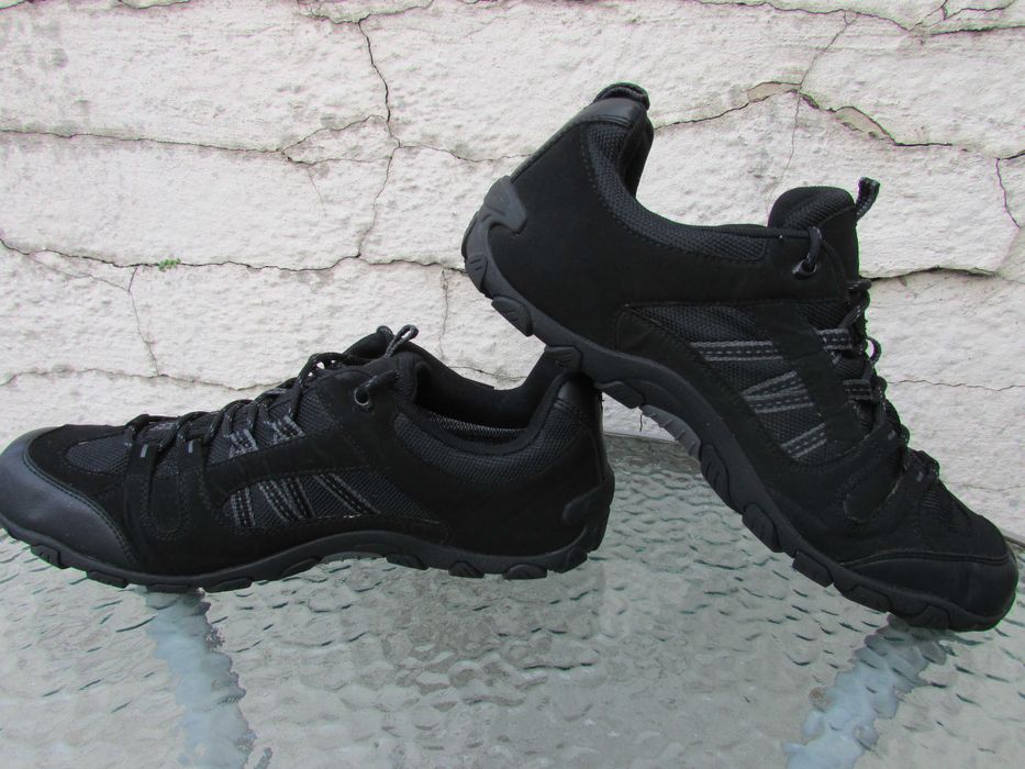 Мъжки туристически обувки Gelert Rocky