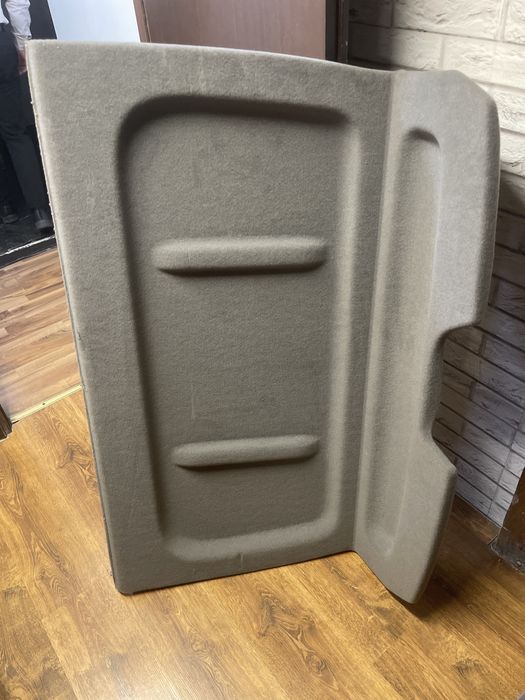 Polita potrbagaj vw caddy 2004-2014