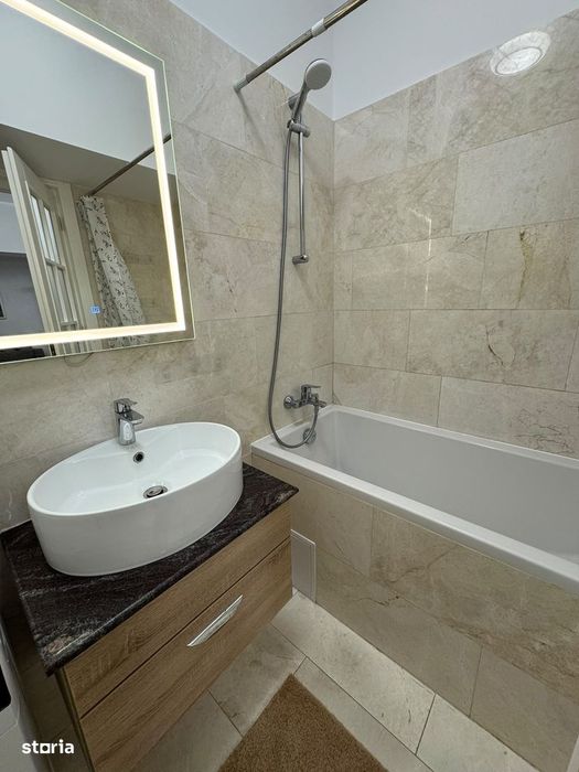 Apartament de inchiriat premium, parcare inclusa, Royal Town