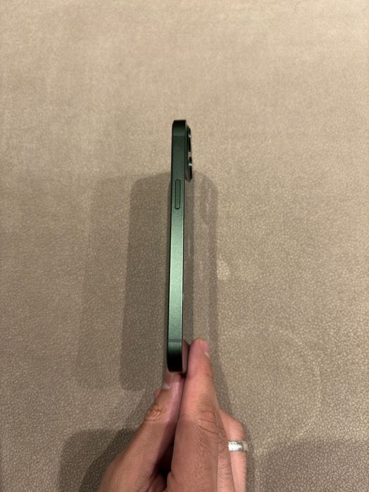 Iphone 13 128 GB тъмно зелен