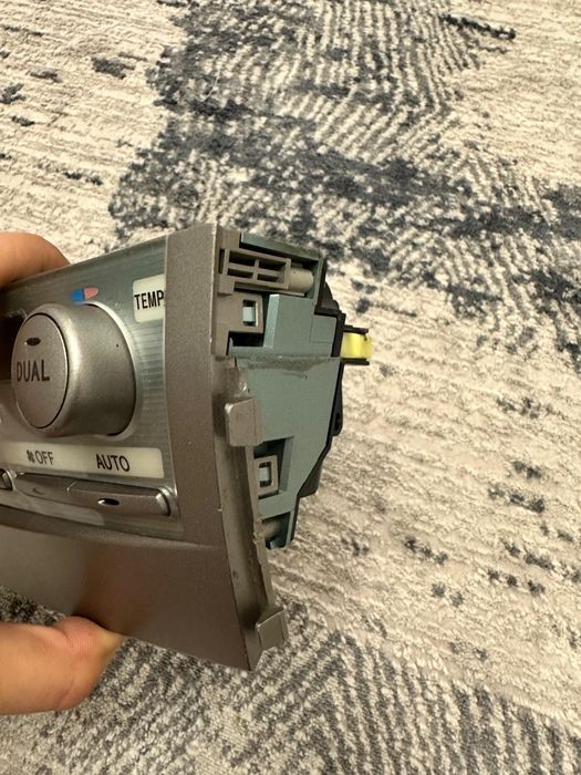 Климат контроль привозное.