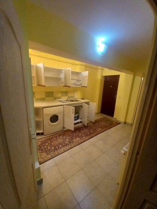 Apartament 3 camere de vanzare