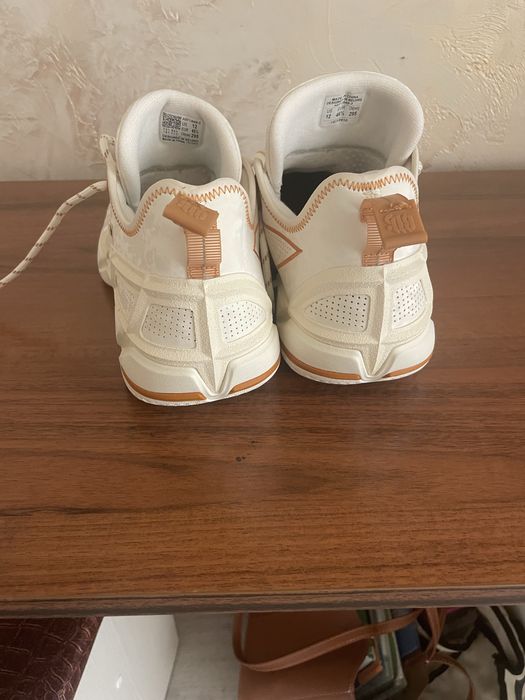 Продам красовки оригинал li-ning Badfive
