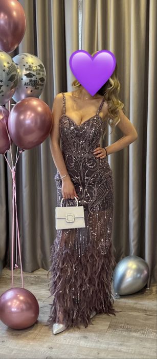 Абитуриентска рокля