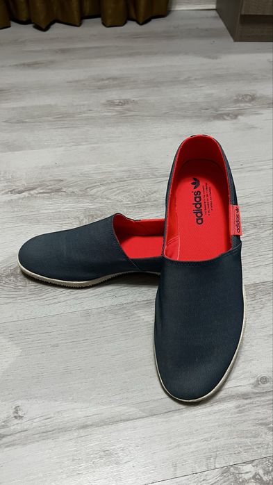 Оригинални кецове Adidas