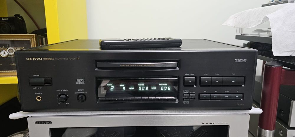 Onkyo Integra DX 6850/Telecomanda! Cd player Excelent!