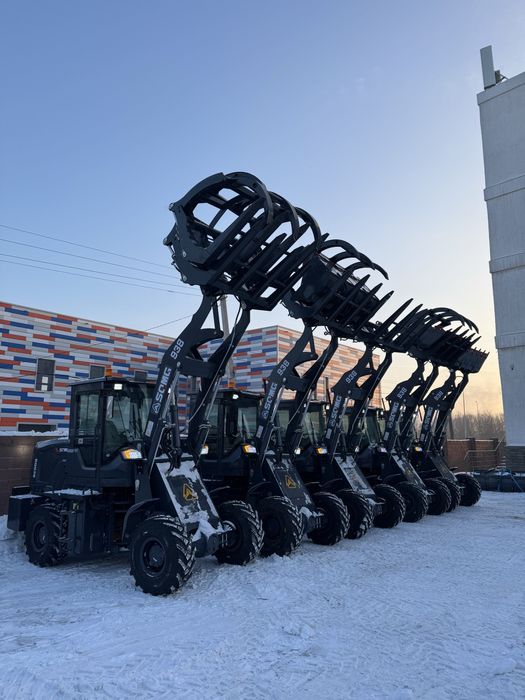 Фронтальный погрузчик 938