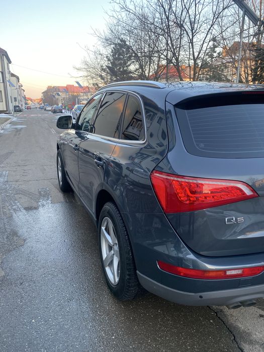 Audi Q5 quattro 2.0 diesel manual 6.1