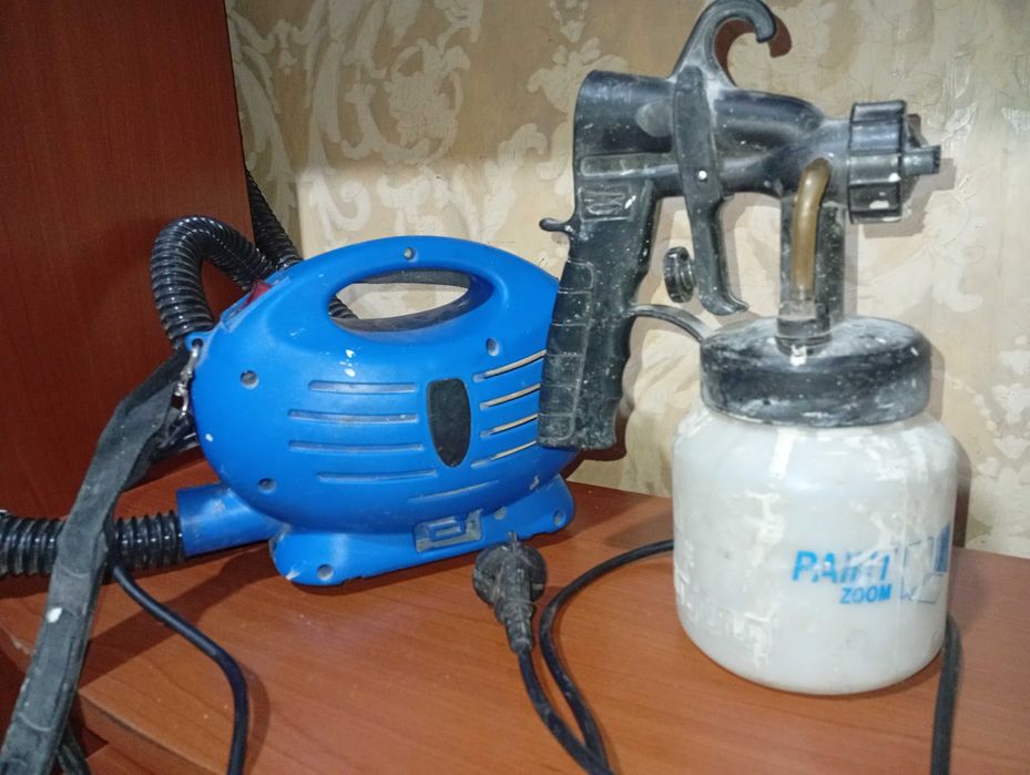 Aparat vopsit zugravit