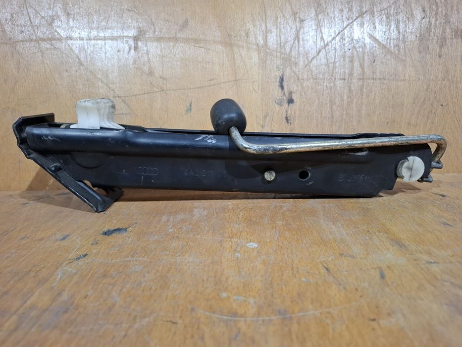 Домкраты на Ауди