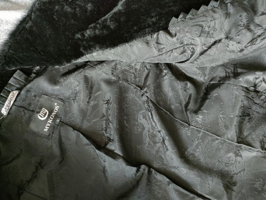 Продаю шубу мутон