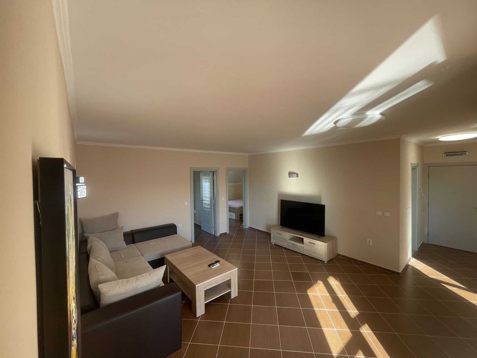 Продава се Тристаен апартамент в Ахелой - 95 кв.м за 727 €/кв.м - Снимка #1