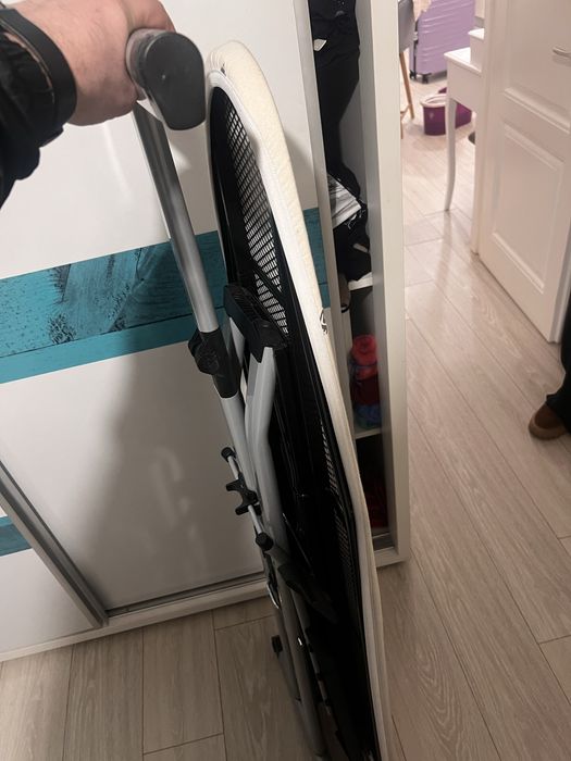 Masă de călcat Tefal Pro Compact IB9100 – stabilă, profesională