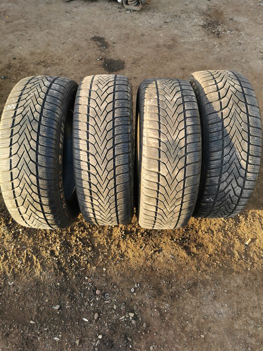 Anvelope iarna 215/60/r16