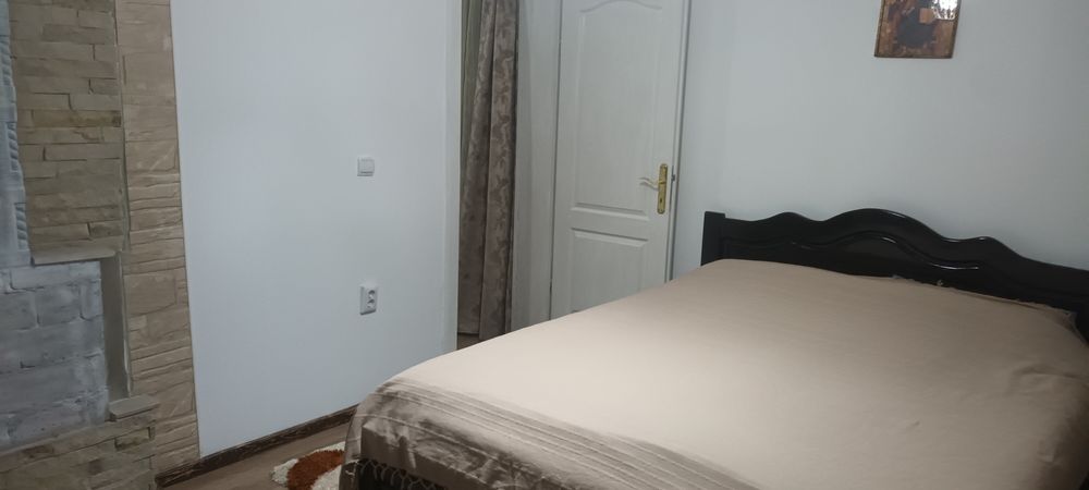 Inchiriez apartament pt revelion