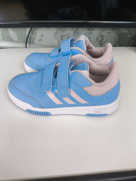 Детски спортни обувки Adidas