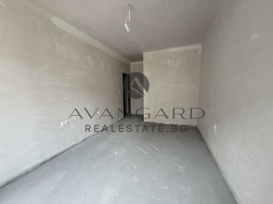 оф.17593 Тристаен Нов Комплекс Тракия