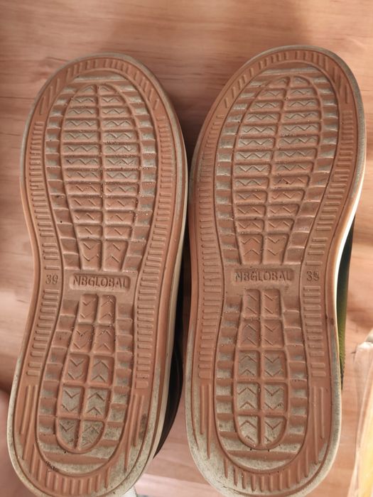 Мужские чёрные кроссовки