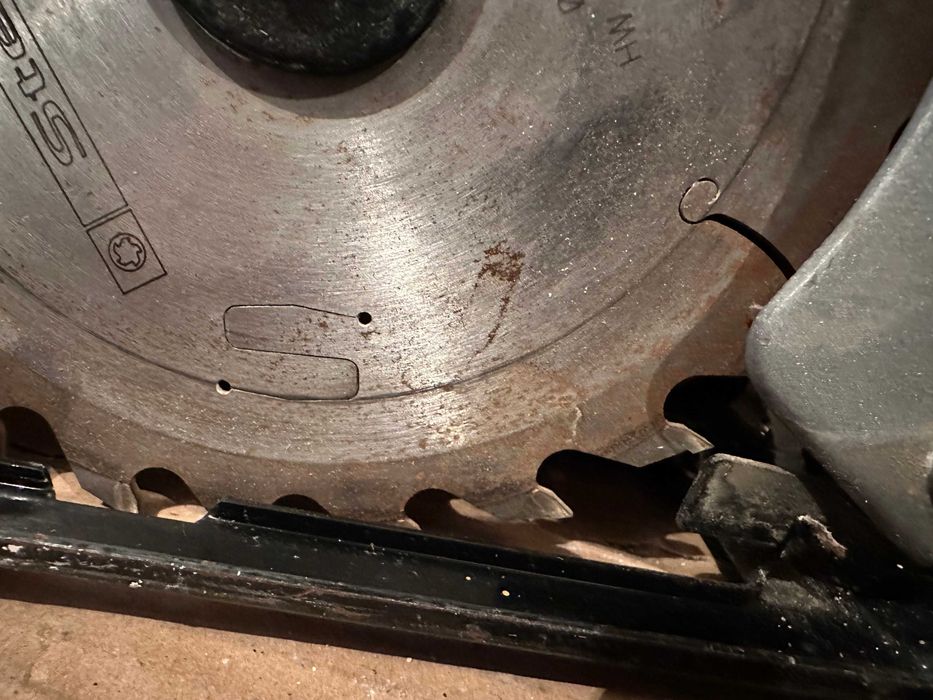 Ръчен циркуляр KINZO