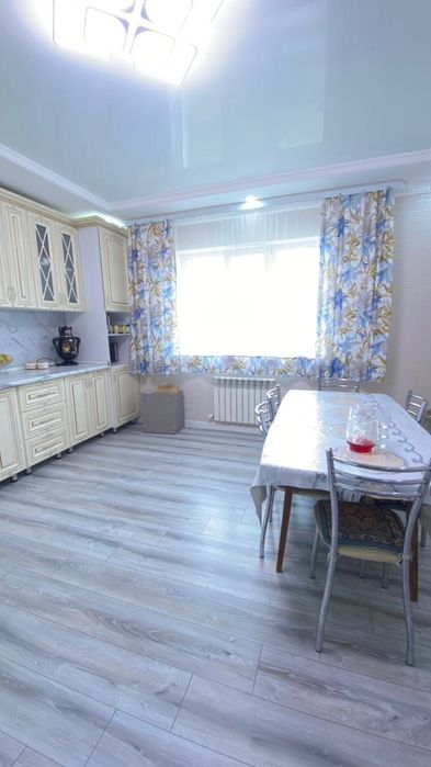 Срочно продам двухэтажный дом