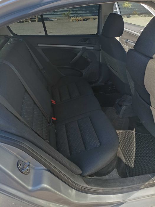 Продам шкоду октавия.