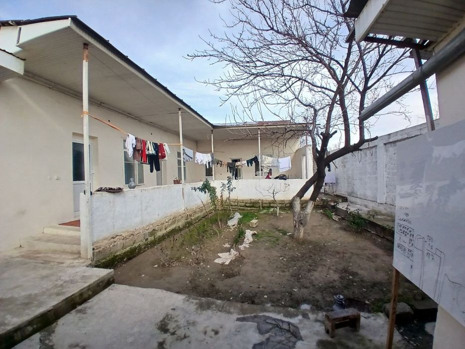 Сергели тумани.(Еуцлик.Масив-5рупарасидаги куча) 3.1соток 4хона.