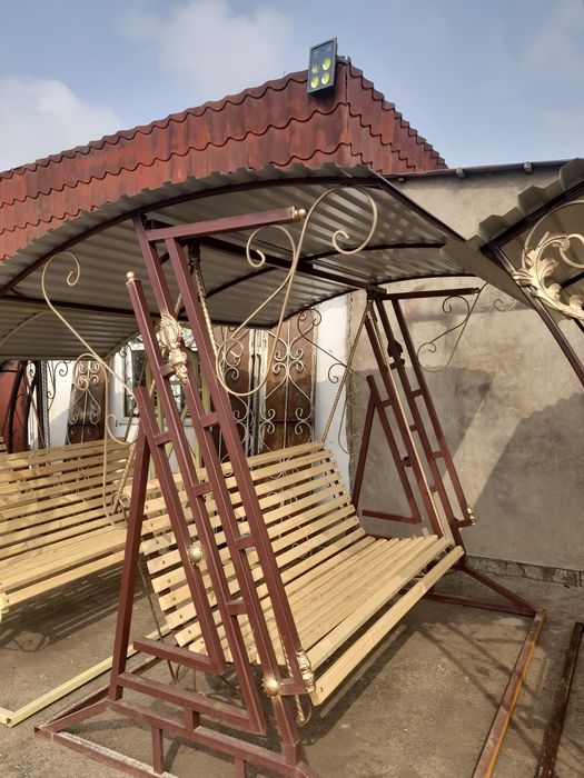 Качелия тапчан для дома