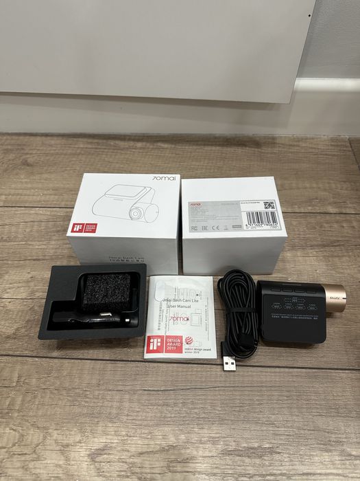 Продам авто видеорегистратора 70mai Lite