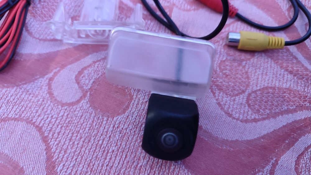 Камера за заден ход Тойота Версо и монитор