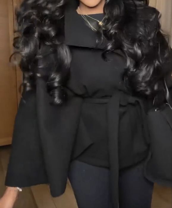 Късо вълнено палто Zara