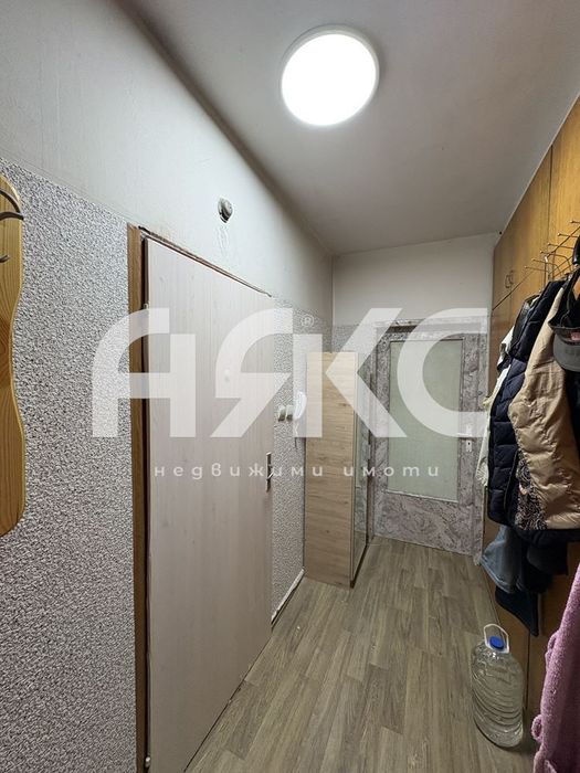 Двустаен обзаведен апартамент в кв. Люлин 4 до МЕТРОСТАНЦИЯ