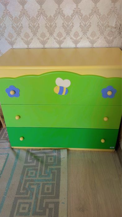 Продам комод произ Россия материал дерево