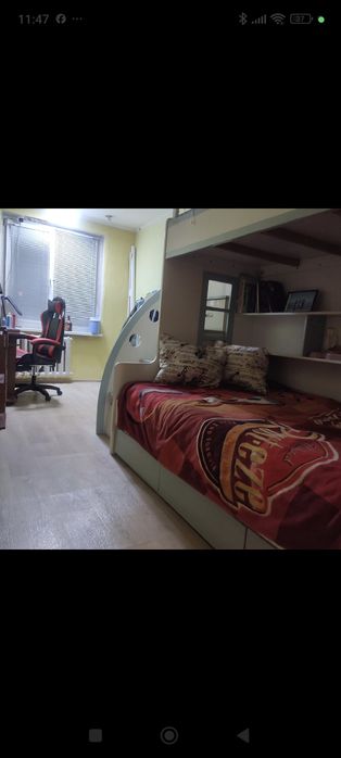 Продам двухъярусную кровать