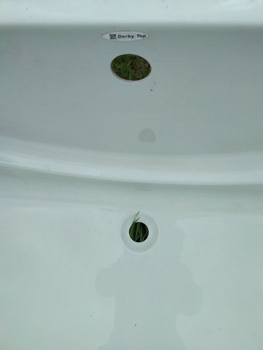 Cadă de baie de colt