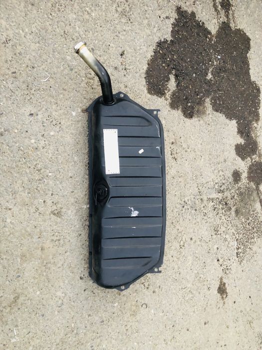 Бак на w124 мерседес