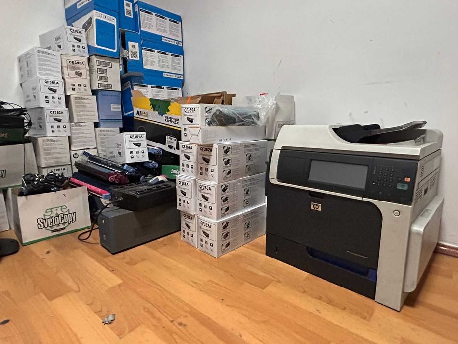 Срочно продам сервис центр. Есть принтера рабочие и на запчасть.