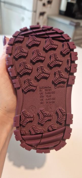 Vând ghetute zapada