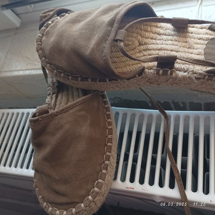 Дамски еспадрили