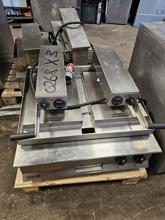 Lincat OE8210/FR Opus 800 Електрик, плоча за бургери,меса 2022г 2600лв