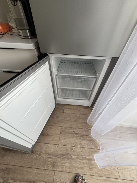 Холодильник Indesit